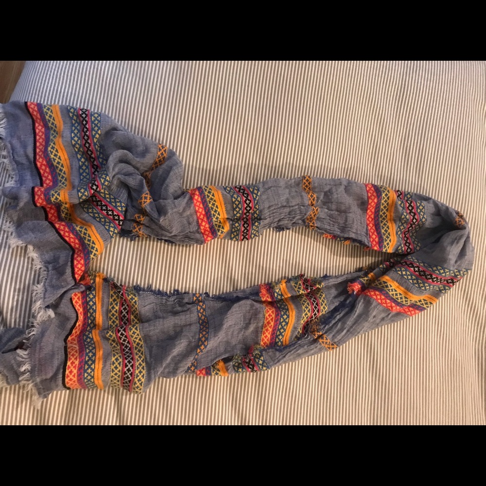 Scarf - Picture 2 of 2